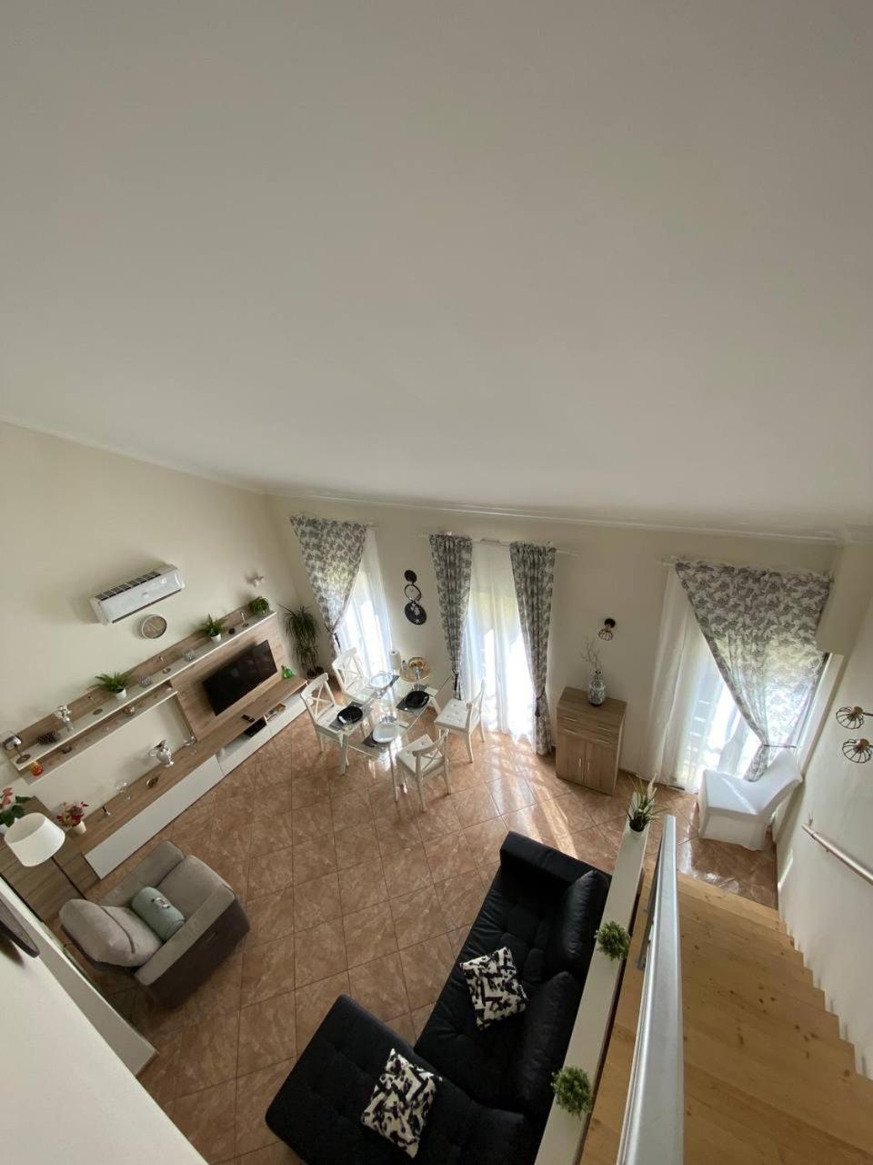 Guesthouse Milagre Centro ฟารู ภายนอก รูปภาพ
