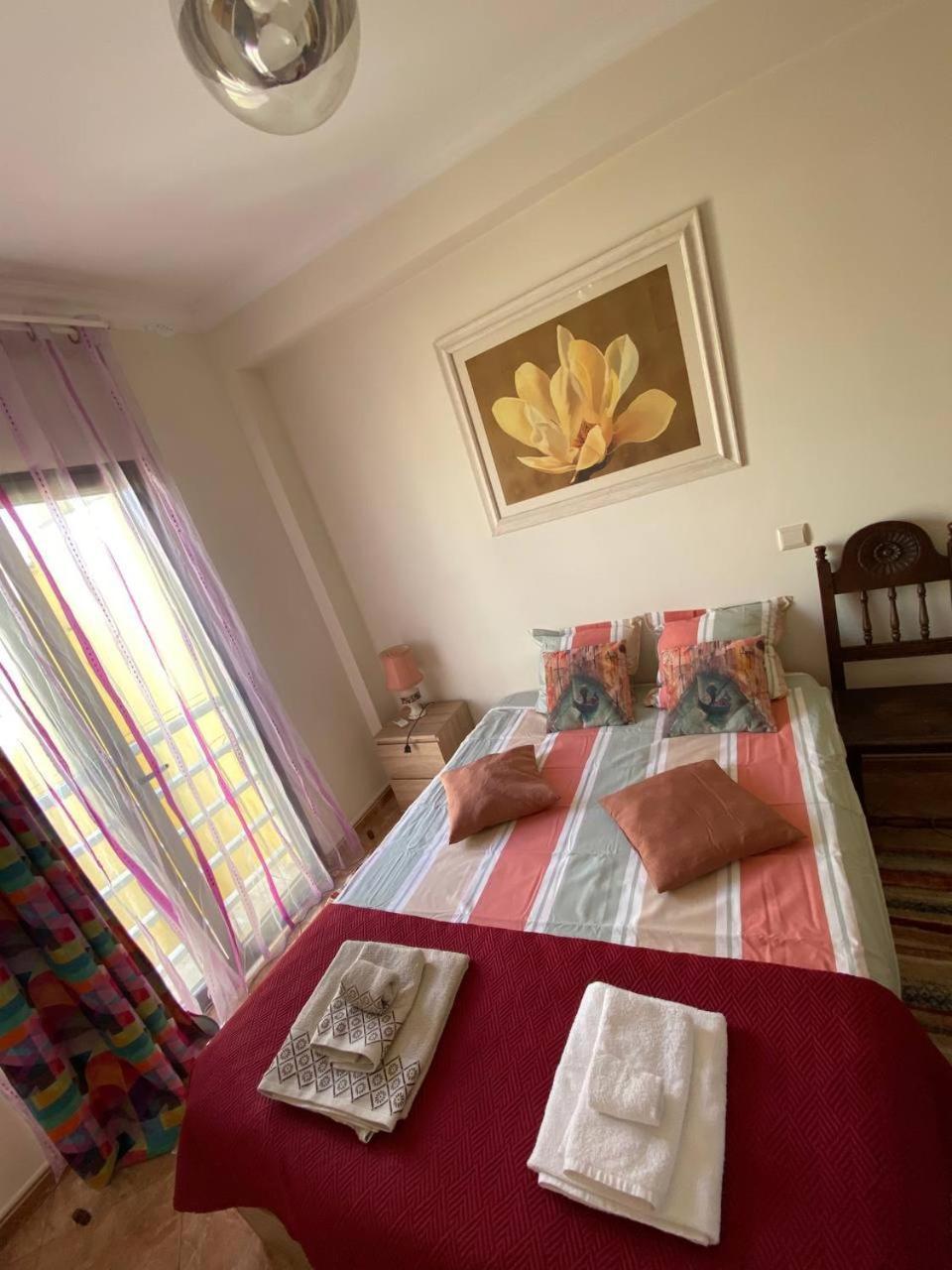 Guesthouse Milagre Centro ฟารู ภายนอก รูปภาพ