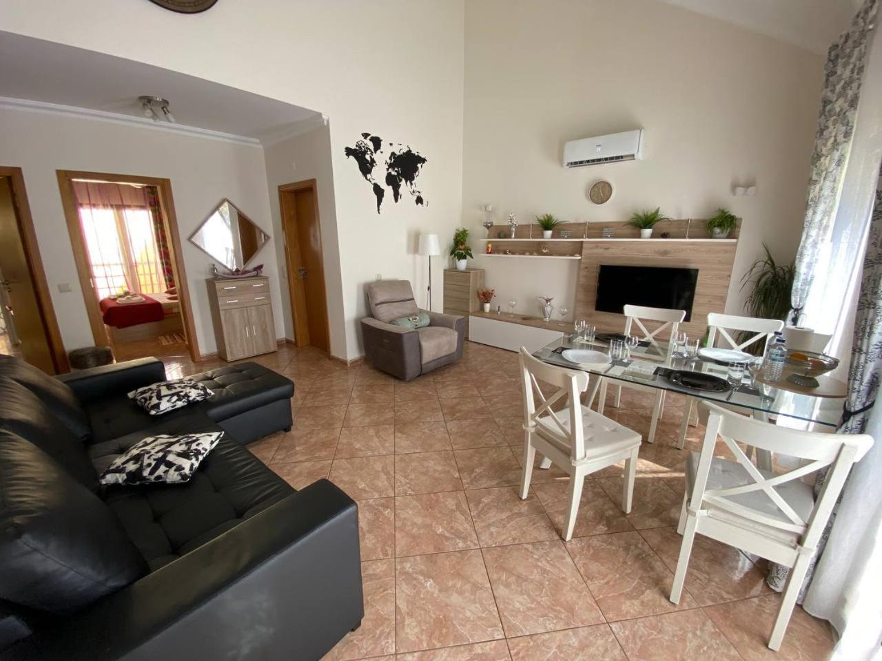 Guesthouse Milagre Centro ฟารู ภายนอก รูปภาพ